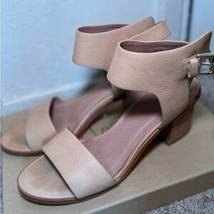 Joie Bea Leather Block Heel Sandals Size 40 Nude Ankle Strap Comfort
